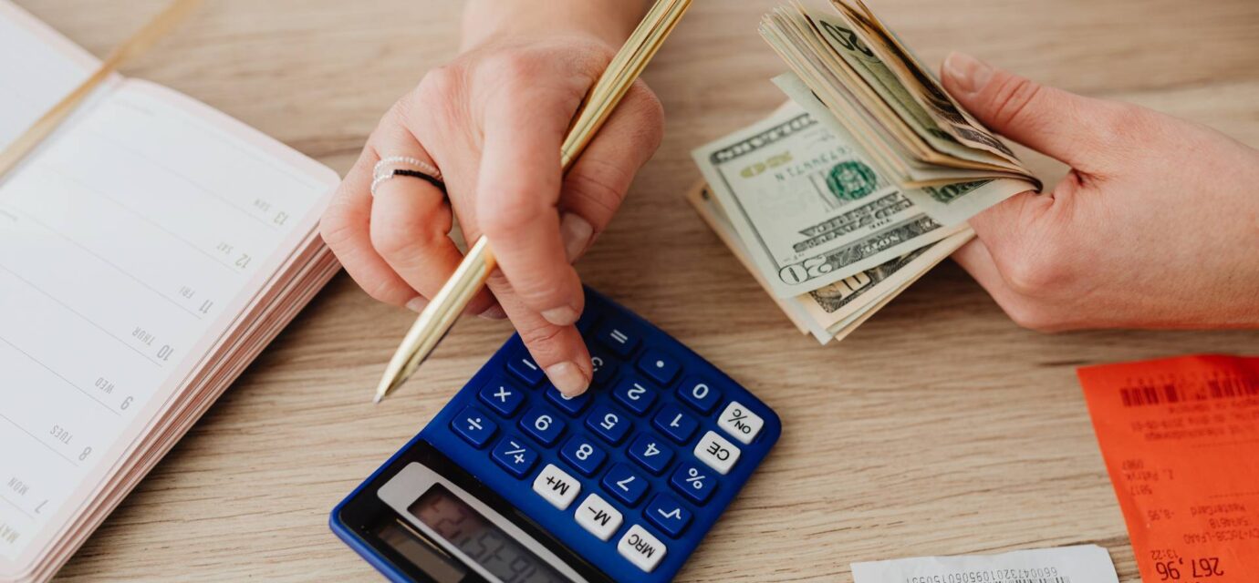 A Weekly Money Check-In Routine Anyone Can Follow