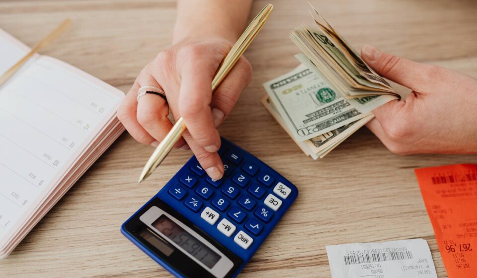 A Weekly Money Check-In Routine Anyone Can Follow