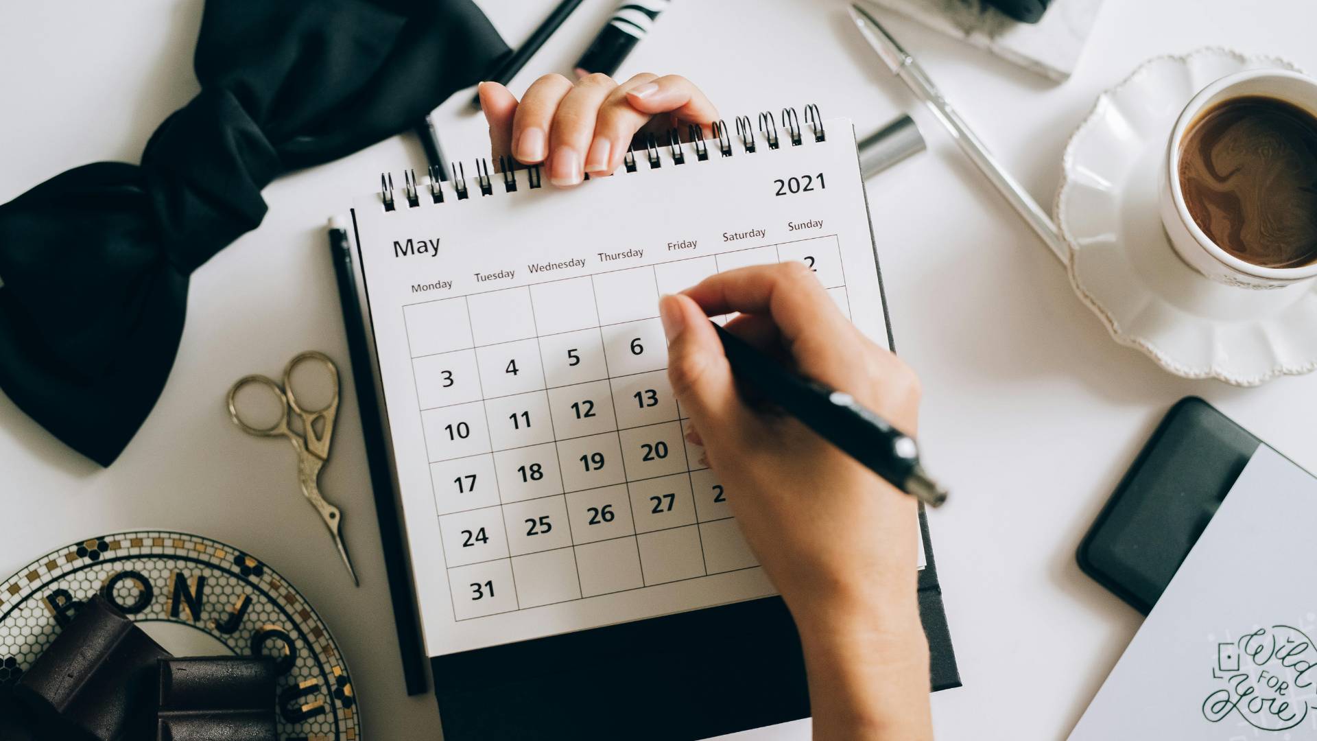 Set a Weekly Money Date