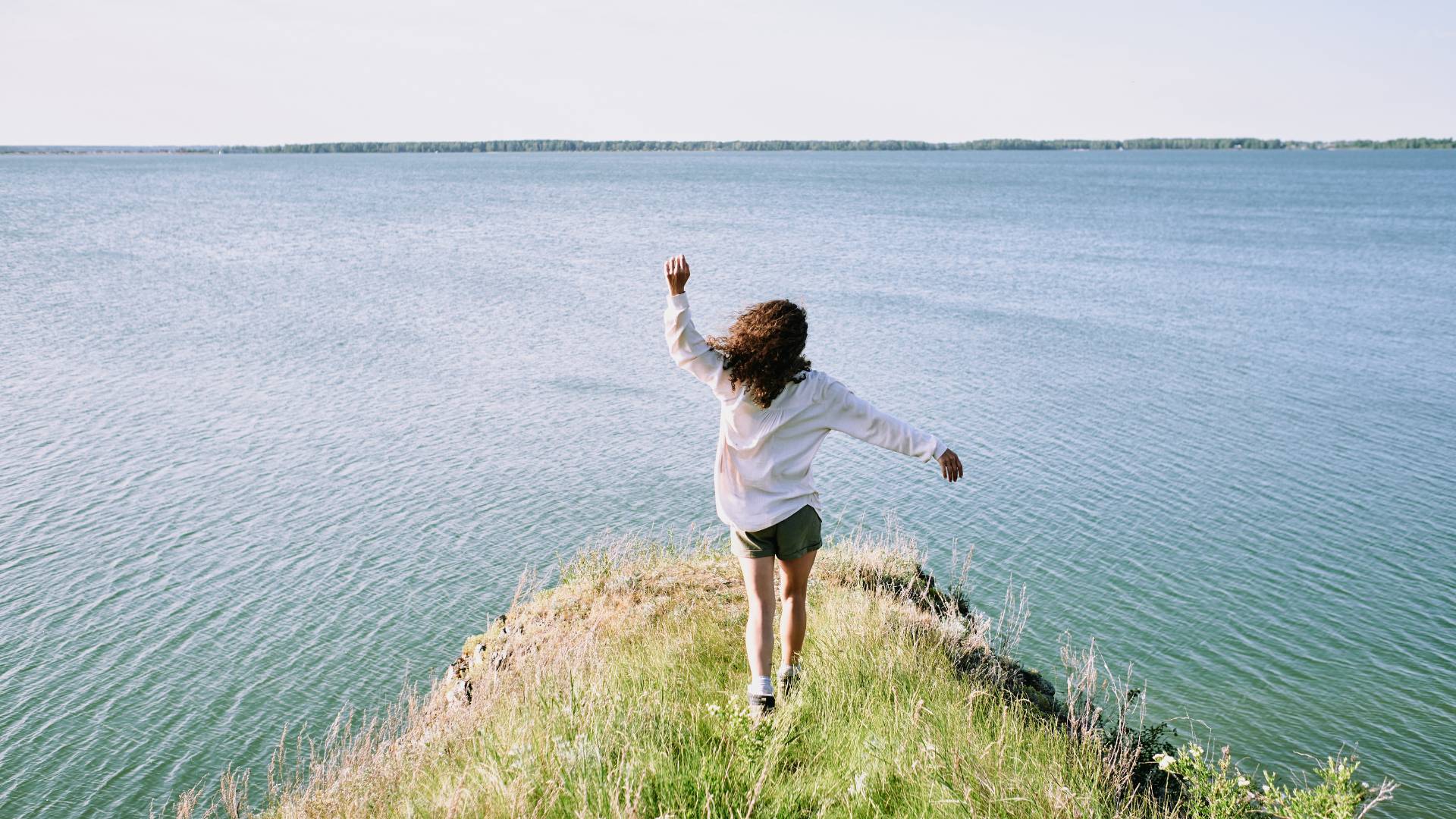 Small Wins Create Positive Momentum in Keeping Tiny Promises